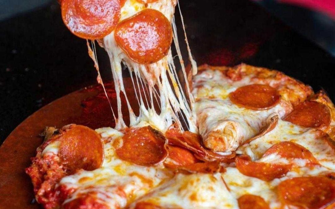 Gaslamp Pizza: Your Go-To Spot Near the Convention Center!